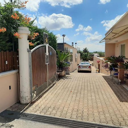 B&B Caffe Ночі Екстер'єр фото
